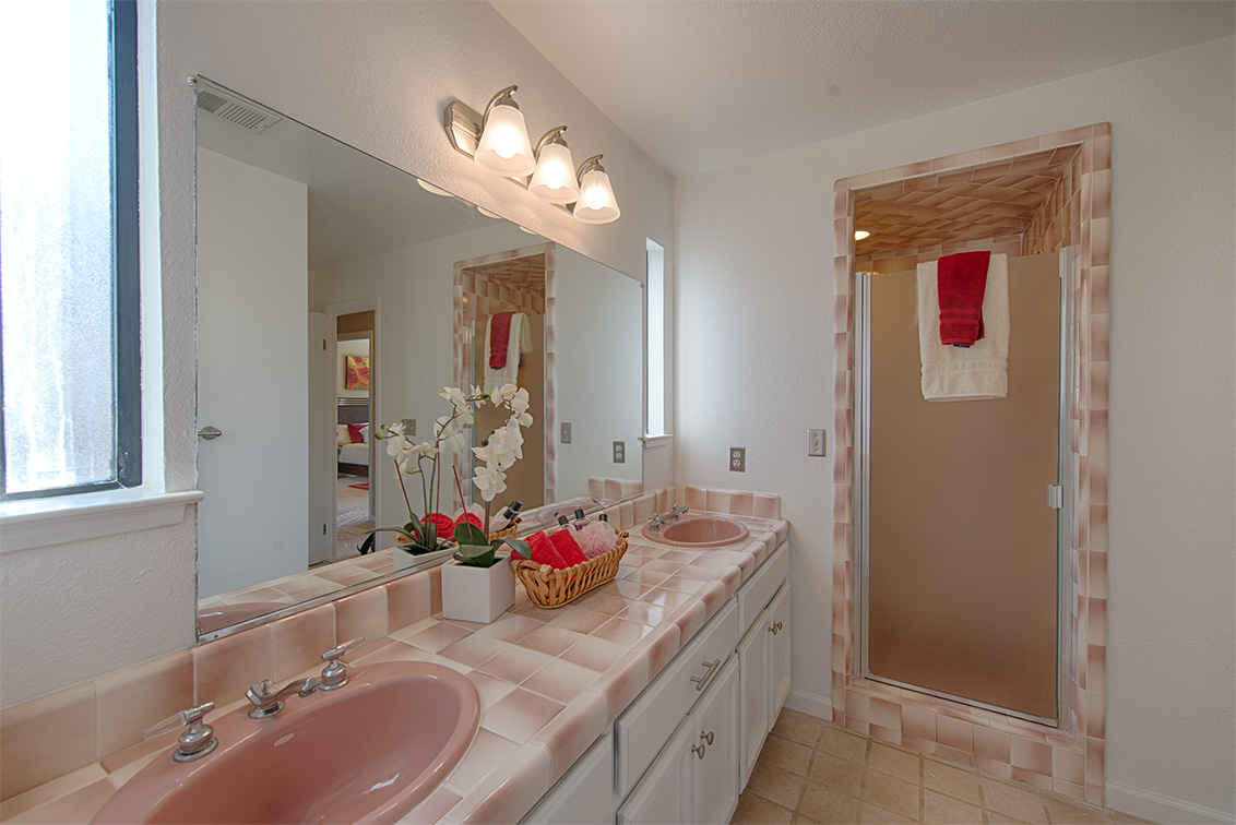 Bathroom 2 (A) picture - 22149 Rae Ln, Cupertino 95014