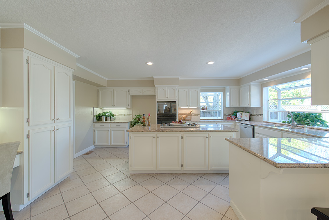 Kitchen (B) picture - 22149 Rae Ln, Cupertino 95014