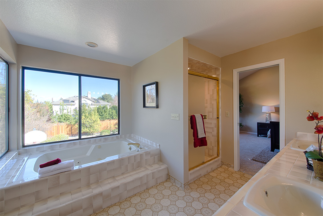 Master Bath (B) picture - 22149 Rae Ln, Cupertino 95014