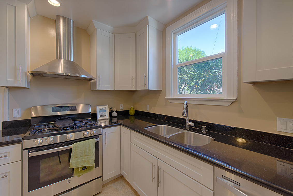 Kitchen (C) picture - 1001 Ramona Ave, San Jose 95125
