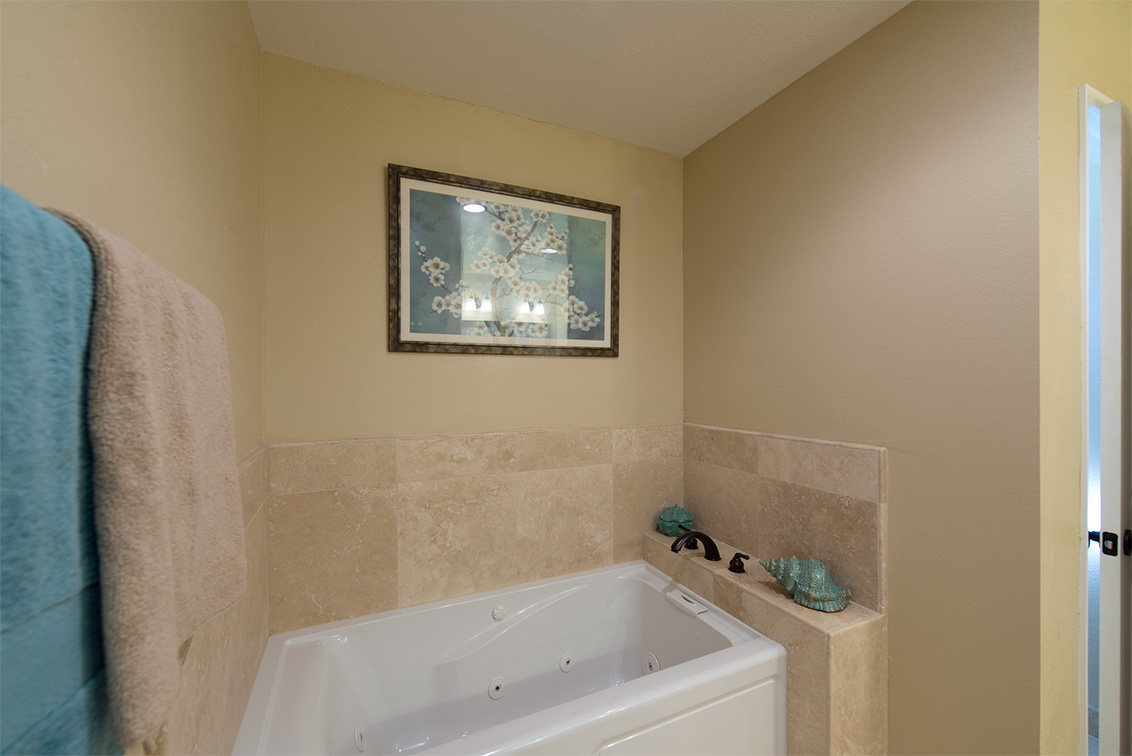Master Bath (D) picture - 1001 Ramona Ave, San Jose 95125
