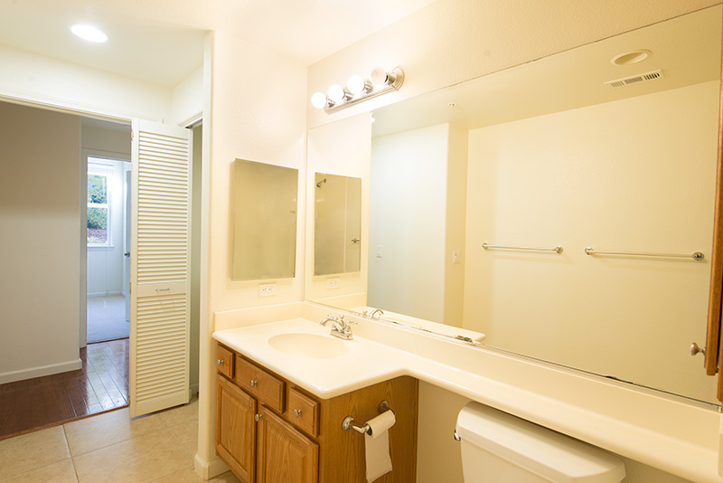Bathroom (B) Picture - 600 S Abel St 223, Milpitas 95035 Bathroom (B) picture - 600 S Abel St 223, Milpitas 95035
