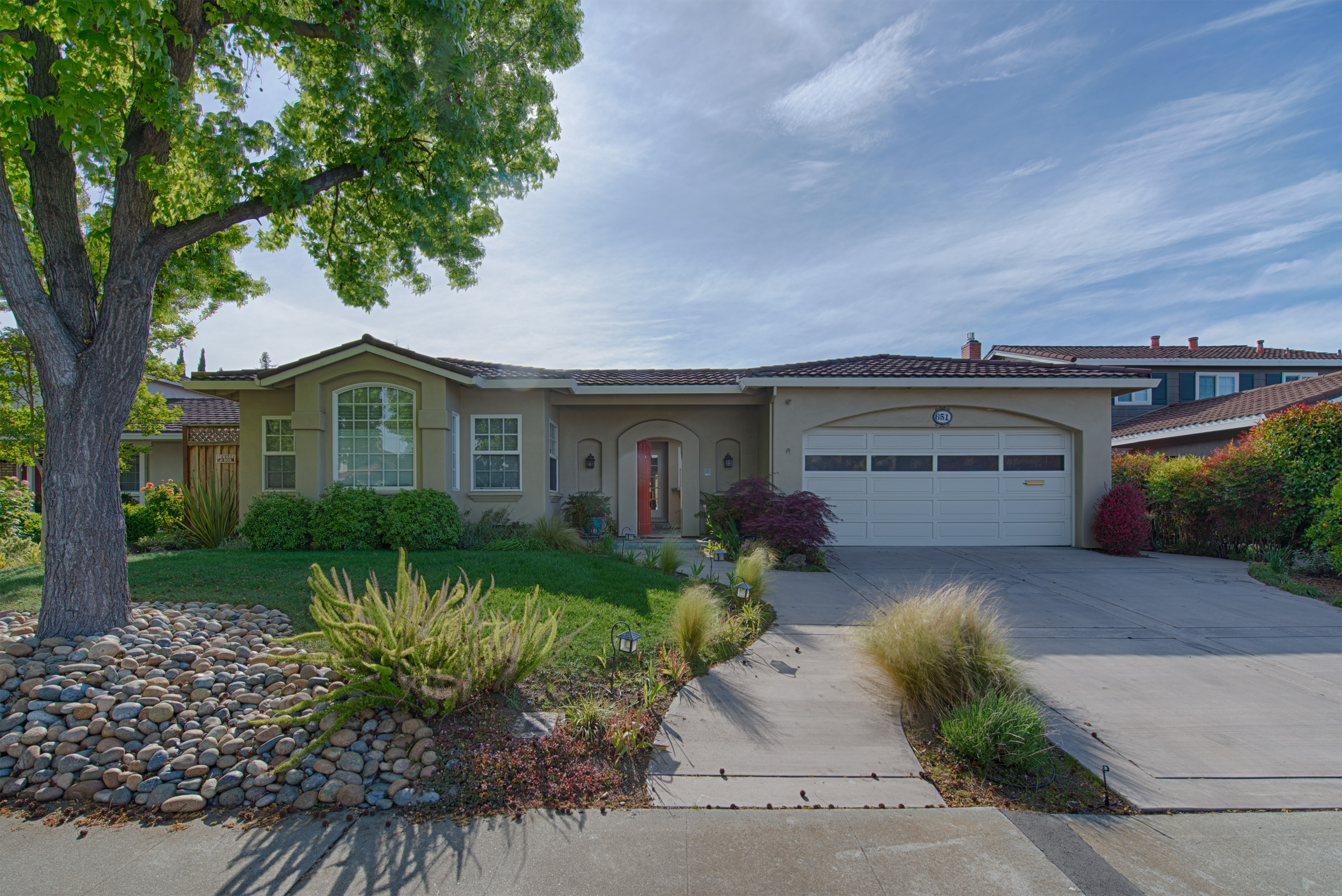 651 Spruce Dr - Sunnyvale
