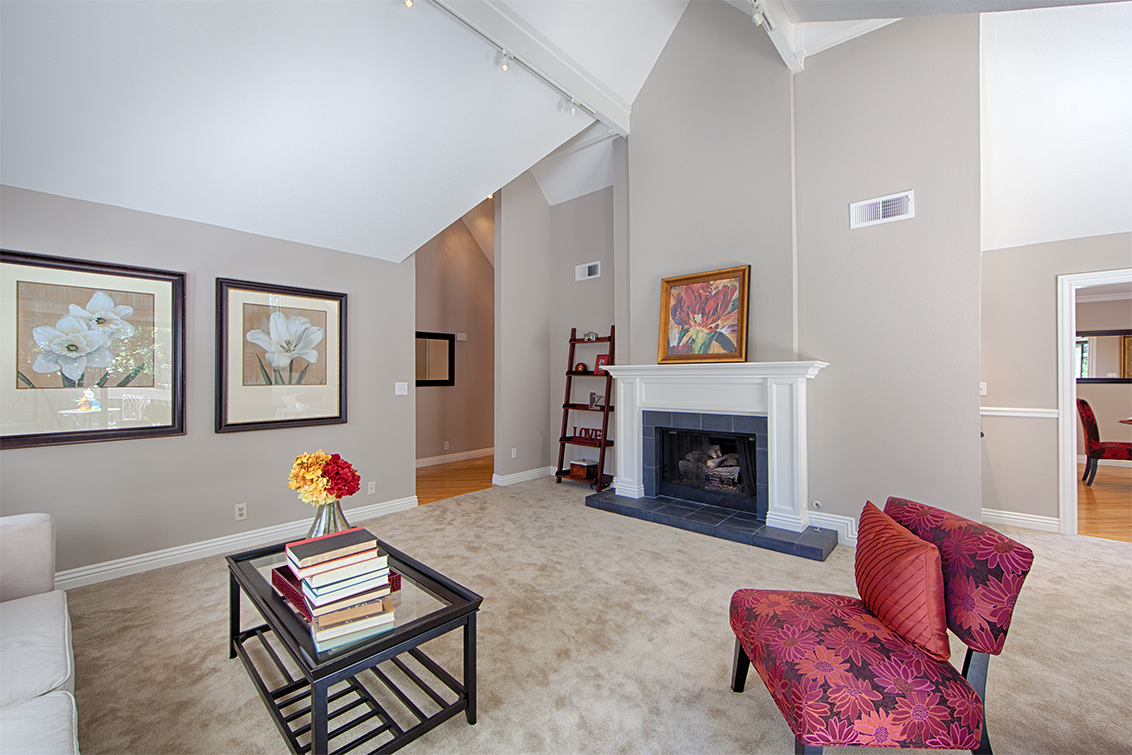 Living Room picture - 4152 Thain Way, Palo Alto 94306