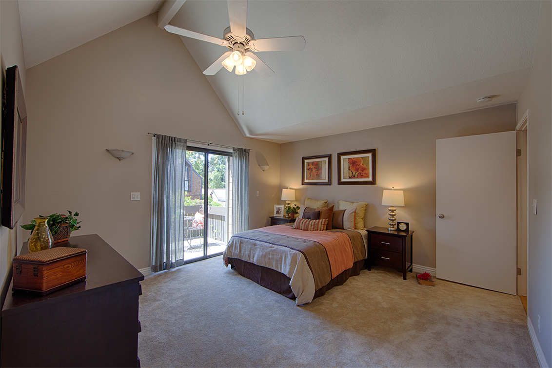 Master Bedroom picture - 4152 Thain Way, Palo Alto 94306