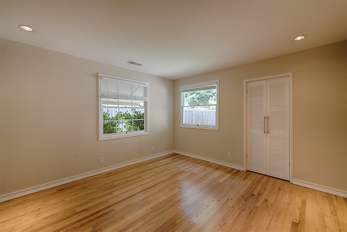 Bedroom 2 (A) picture - 47 Walnut Ave, Atherton 94027