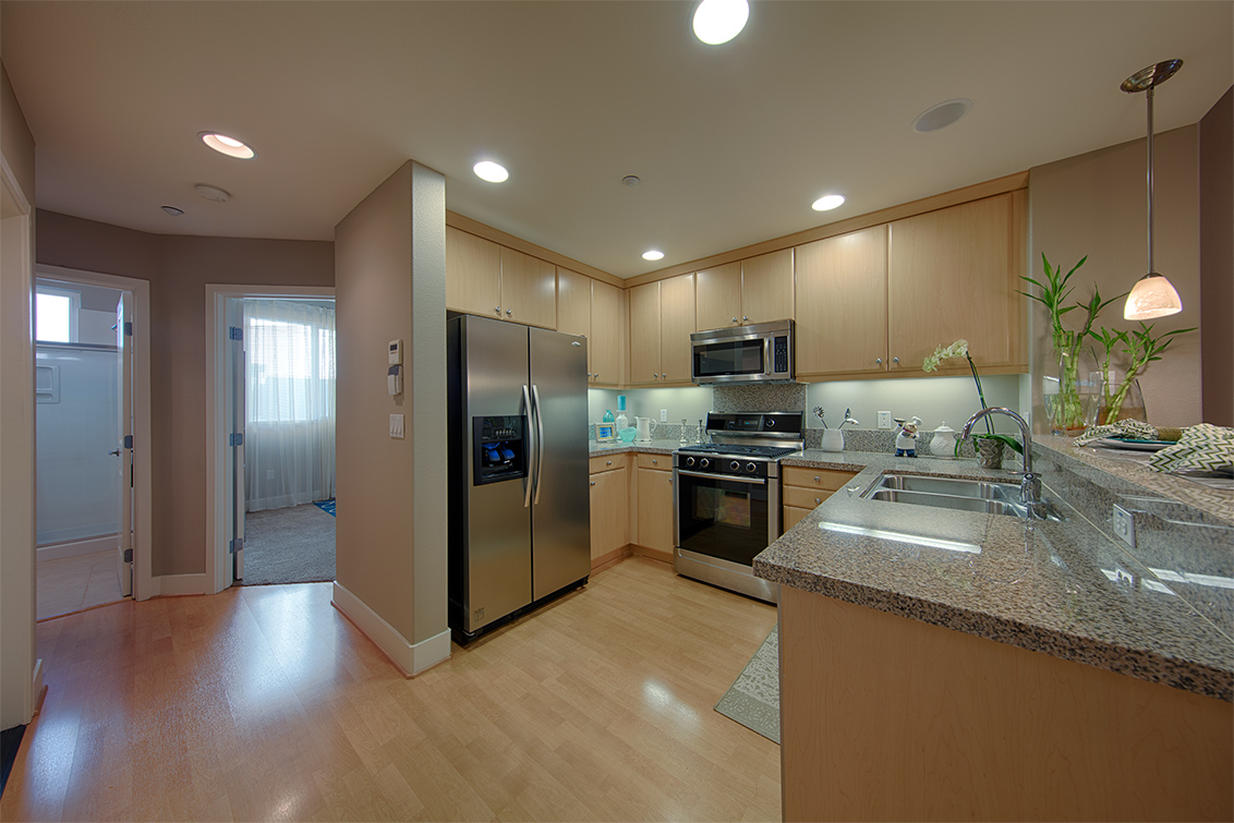 Kitchen - 3702 Heron Way, Palo Alto 94303
