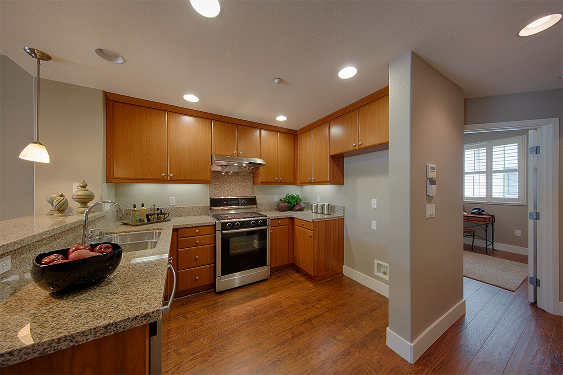 Kitchen - 3711 Heron Way, Palo Alto 94303
