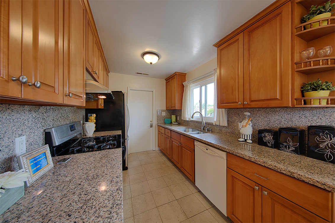 Kitchen - 1118 Lafayette Dr, Sunnyvale 94087