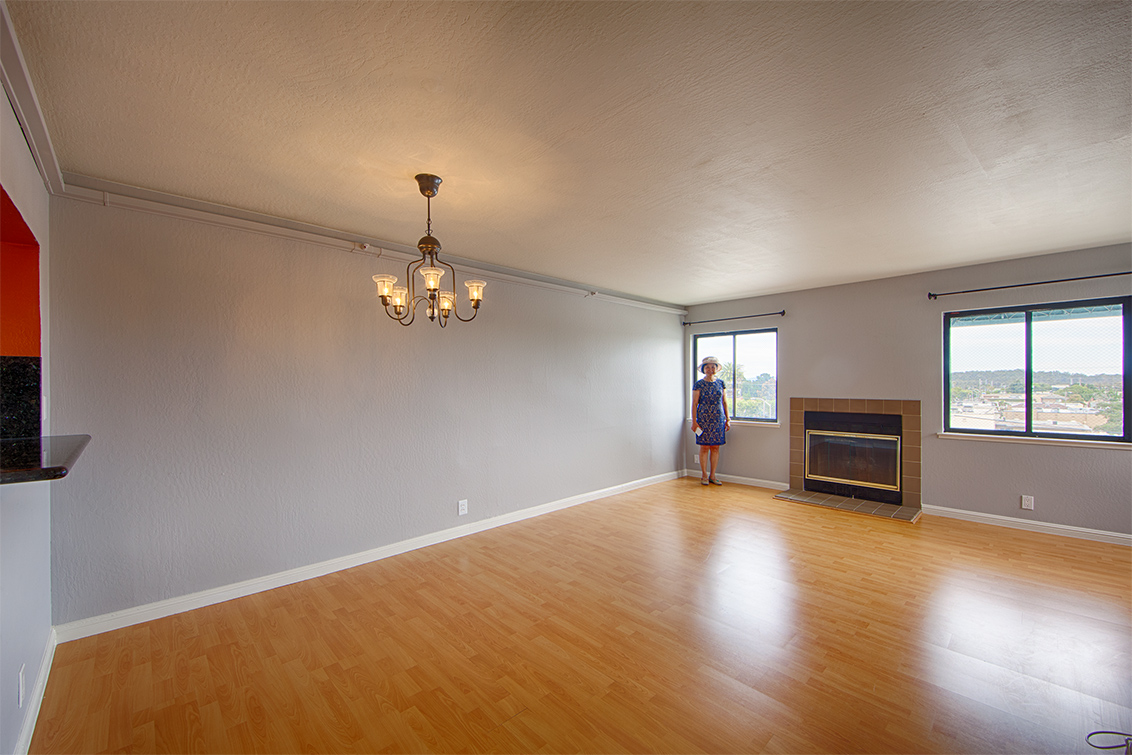 Living Room - 320 Peninsula Ave 419, San Mateo 94401