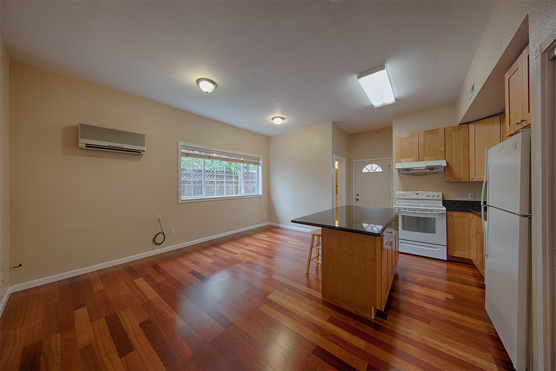 Kitchen - 327 S Baywood Ave, San Jose 95128