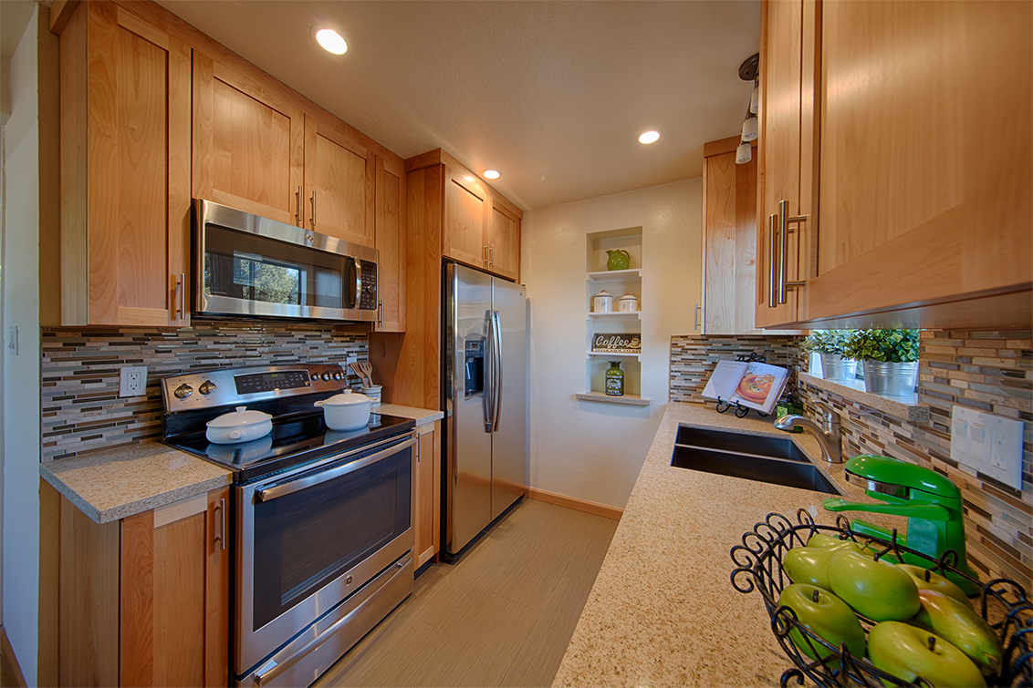 Kitchen - 2526 W Middlefield Rd, Mountain View 94043