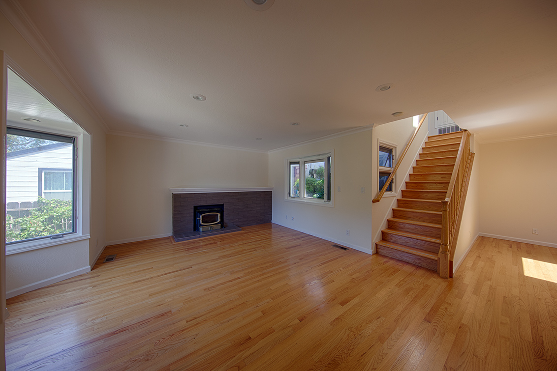 Living Room - 1014 Windermere Ave, Menlo Park 94025