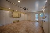 740 Coastland Dr, Palo Alto 94303 - Garage (C)