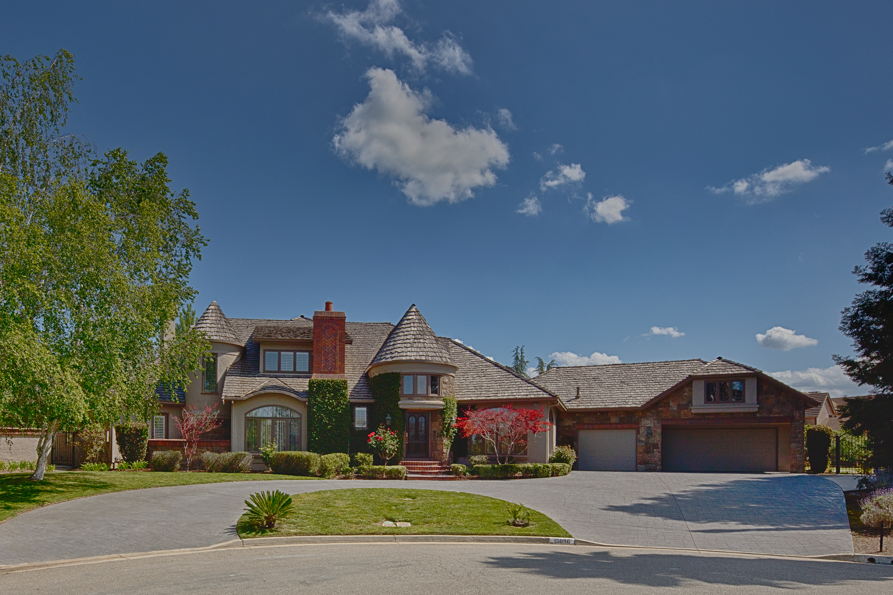 Danielle Pl - Monte Sereno, CA