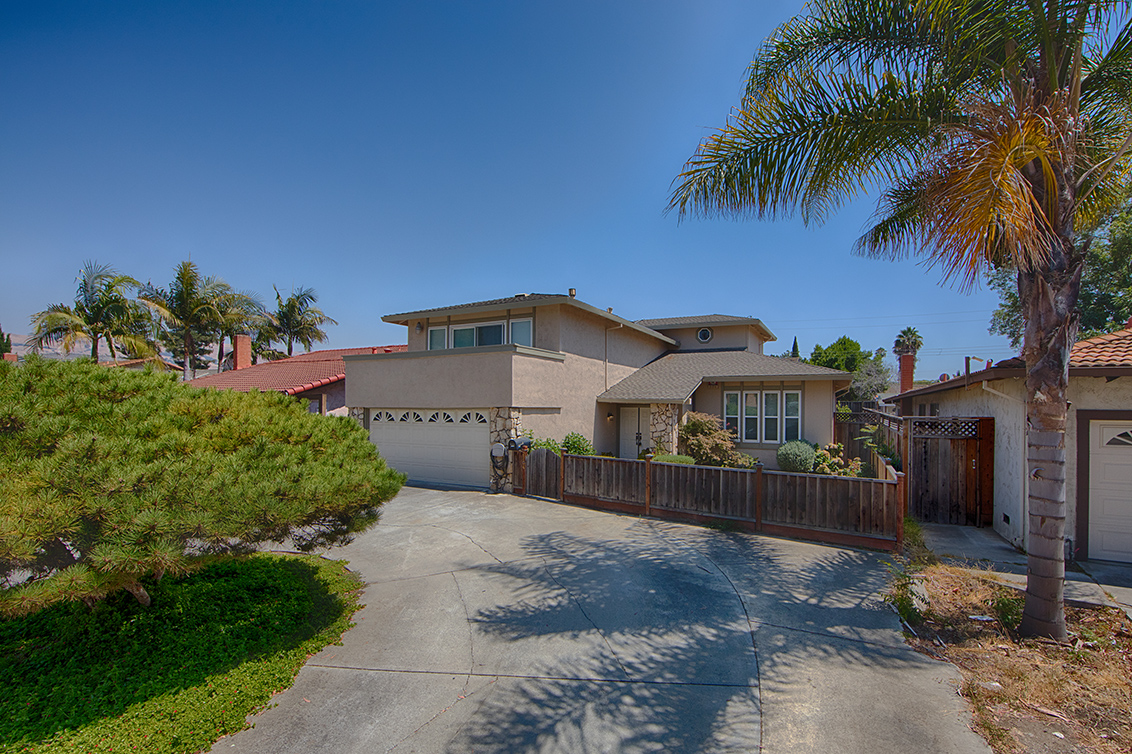 2704 Hostetter Rd - San Jose