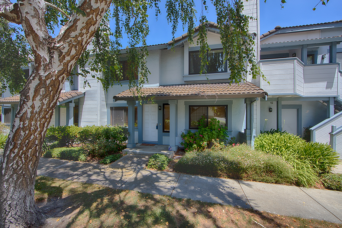 4911 Iris Ter - Fremont
