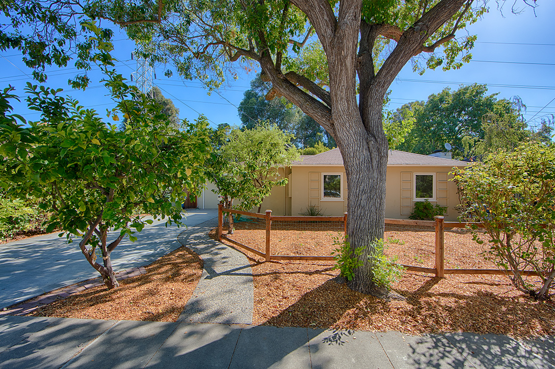3279 Maddux Dr - Palo Alto