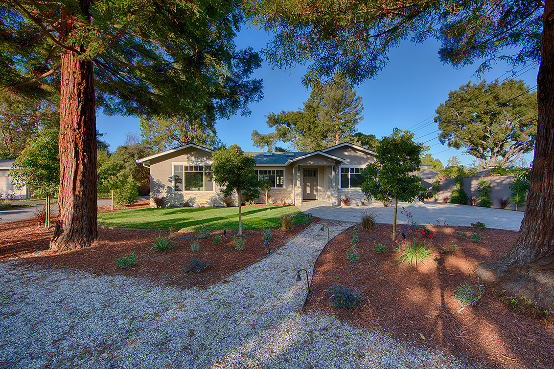 331 Oak Ct - Menlo Park