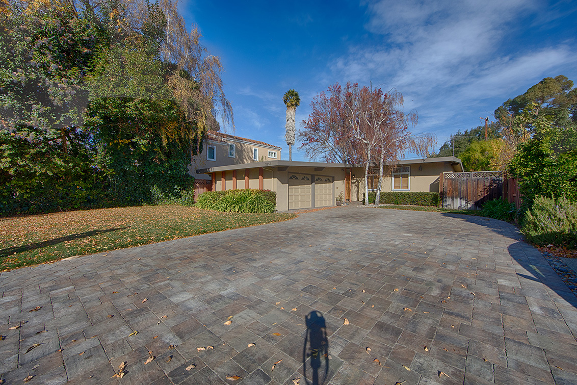3657 Louis Rd - Palo Alto