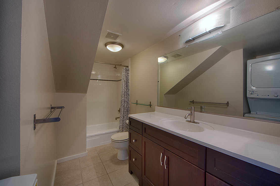 Bathroom 1 (A) Picture - 566 Vista Ave, Palo Alto 94306 Bathroom 1 (A) picture - 566 Vista Ave, Palo Alto 94306