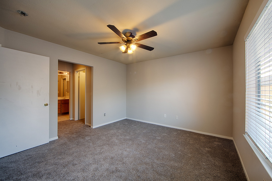 Master Bedroom (D) picture - 337 Ballymore Cir, San Jose 95136