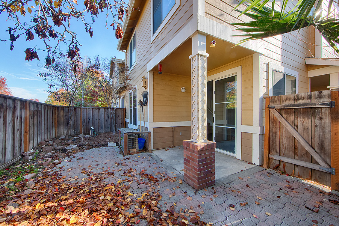 Patio (A) picture - 337 Ballymore Cir, San Jose 95136