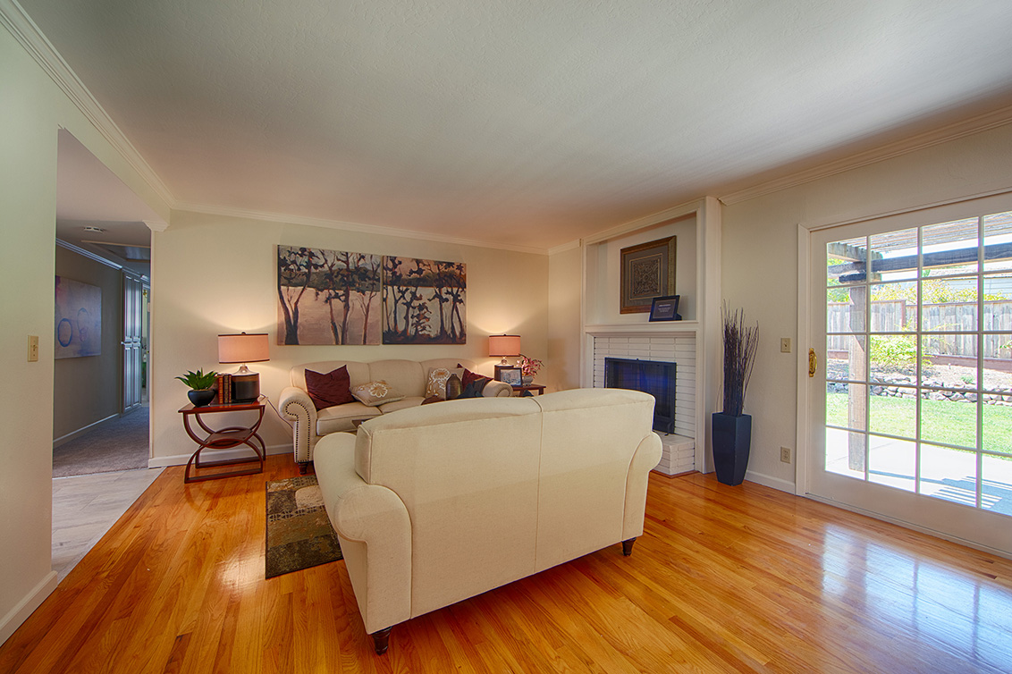 Living Room - 105 Belglen Way, Los Gatos 95032
