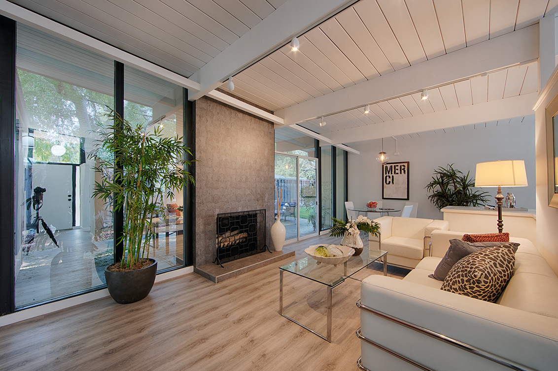 Living Room (C) picture - 2539 Claire Ct, Mountain View 94043