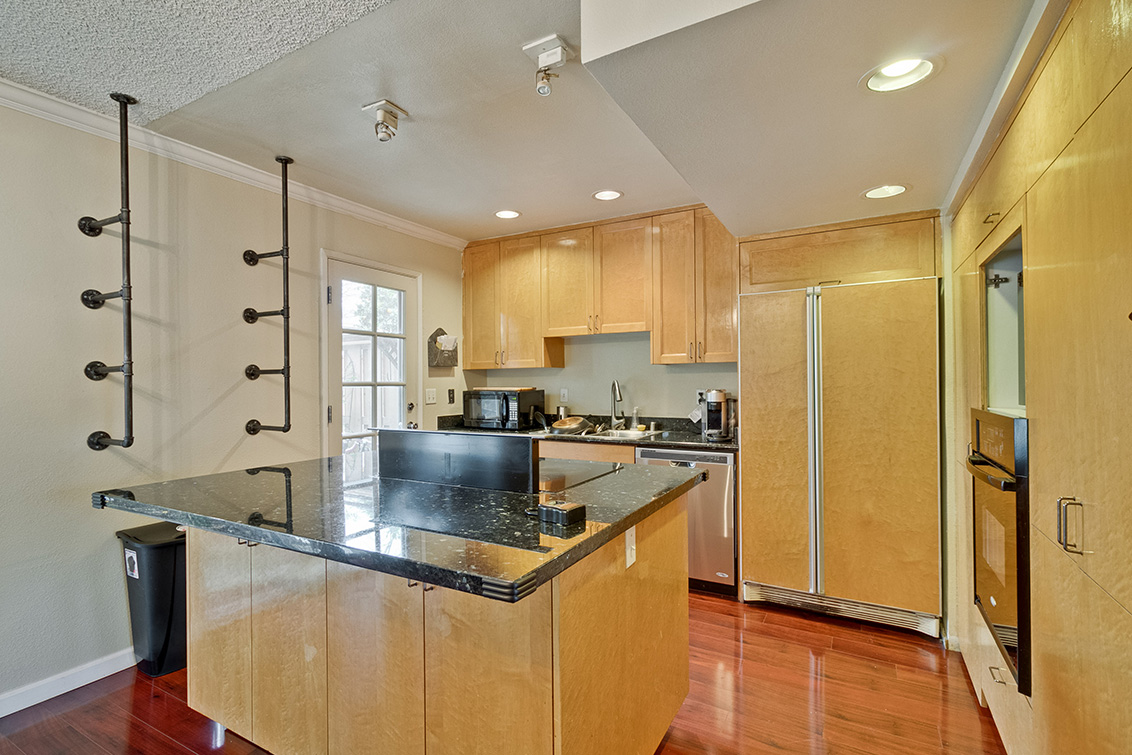 Kitchen - 125 Connemara Way 162, Sunnyvale 94087