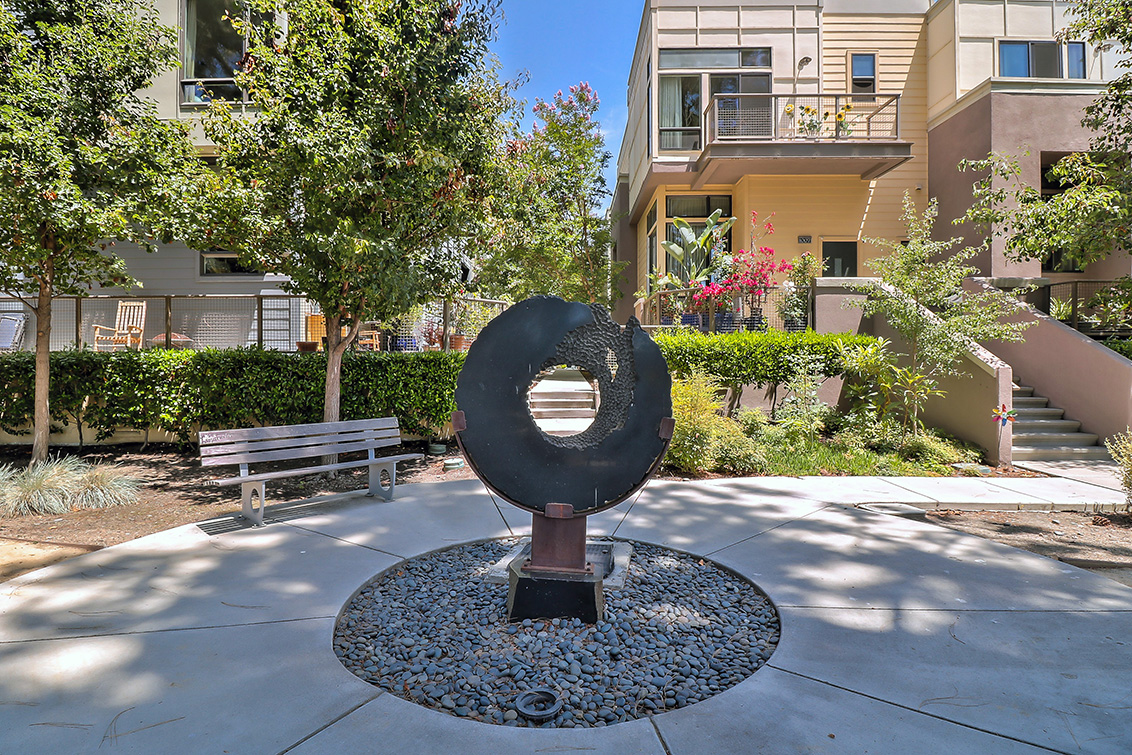 Common Area (C) picture - 933 Curlew Ln, Palo Alto 94303