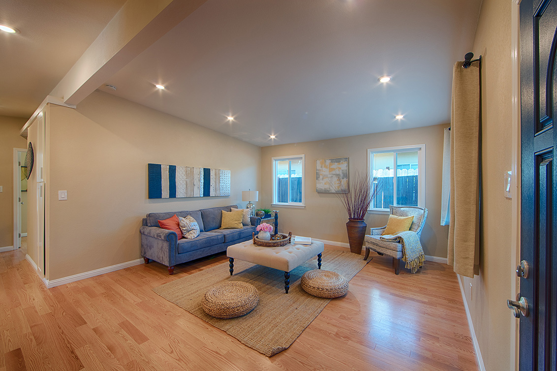Living Room - 566 Cypress Ave, Sunnyvale 94085