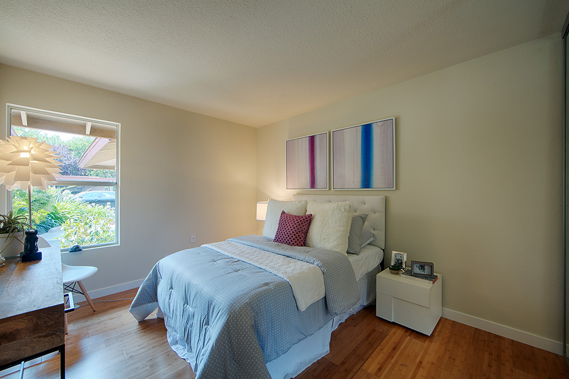 Bedroom 3 (A) picture - 224 E Red Oak Dr L, Sunnyvale 94086