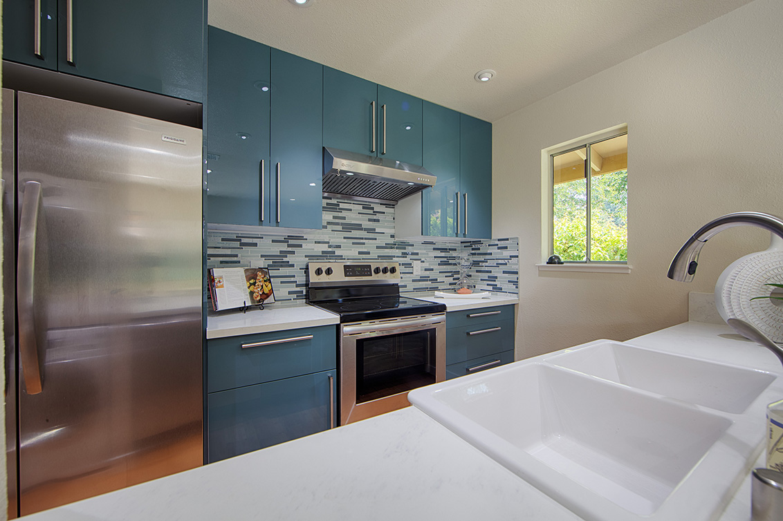 Kitchen (B) Picture - 224 E Red Oak Dr L, Sunnyvale 94086 Kitchen (B) picture - 224 E Red Oak Dr L, Sunnyvale 94086