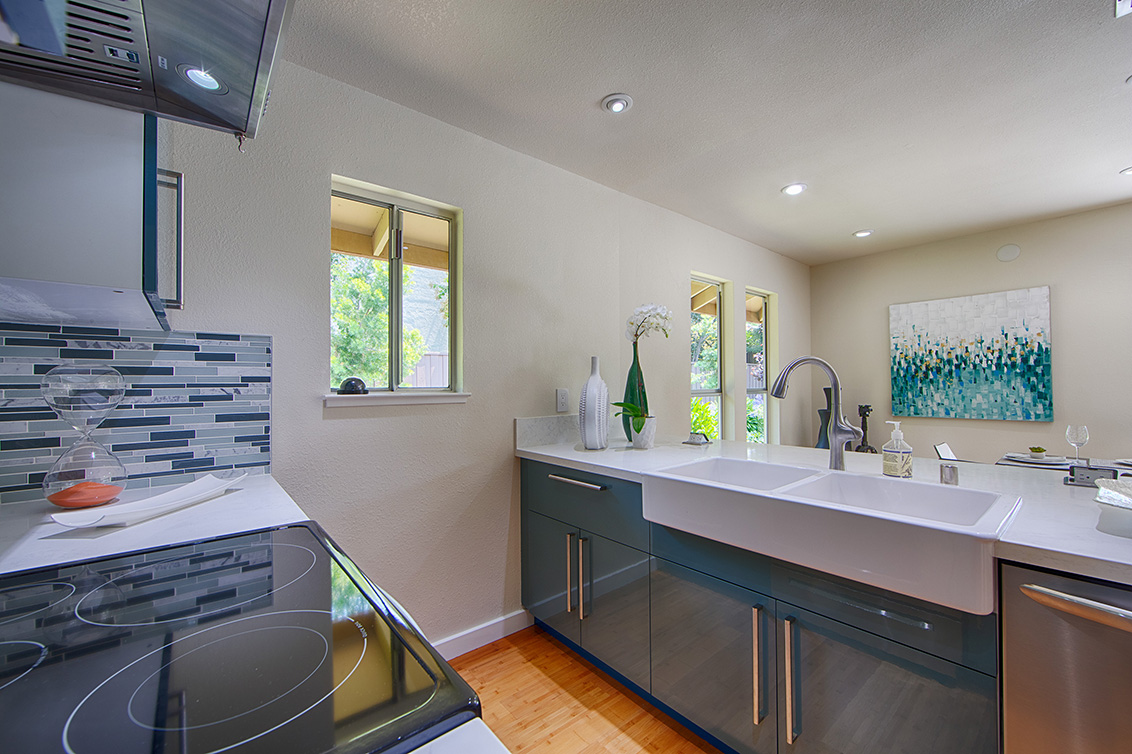 Kitchen (C) Picture - 224 E Red Oak Dr L, Sunnyvale 94086 Kitchen (C) picture - 224 E Red Oak Dr L, Sunnyvale 94086