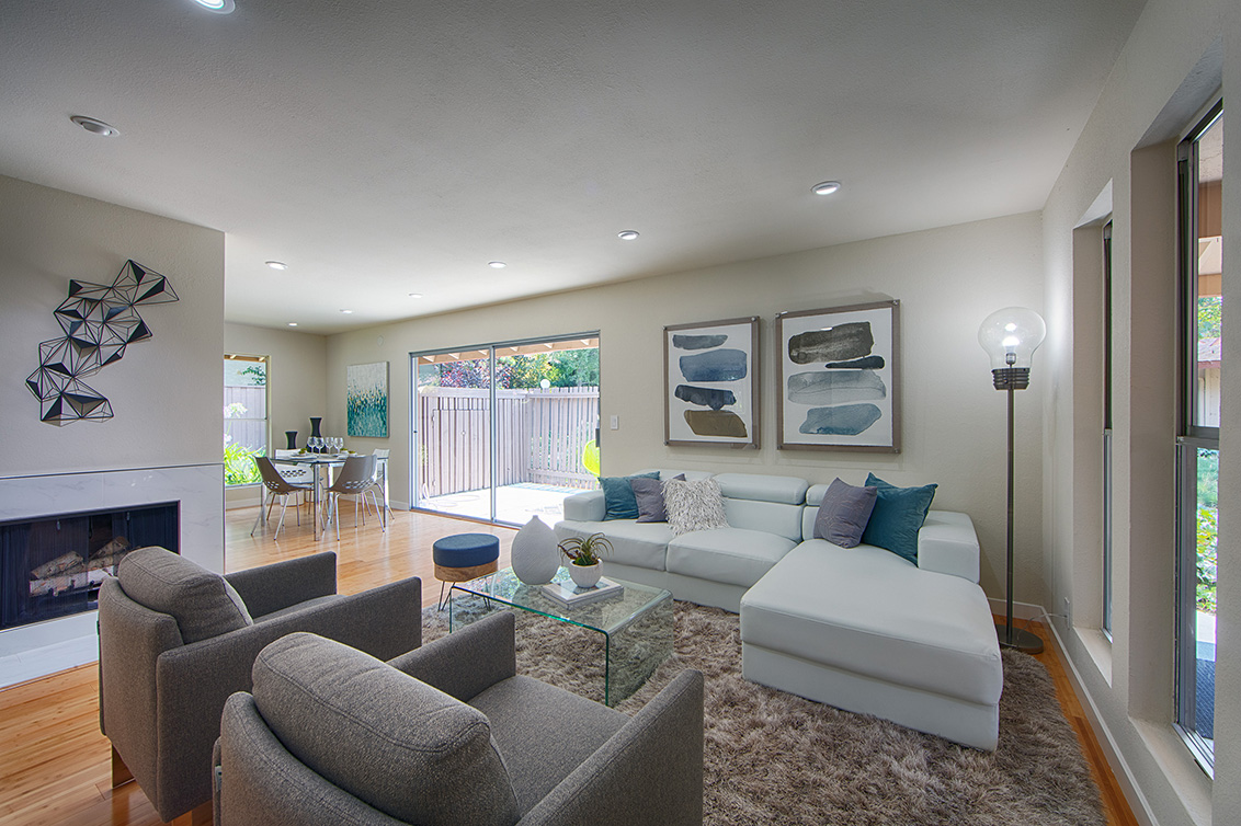 Living Room - 224 E Red Oak Dr L, Sunnyvale 94086