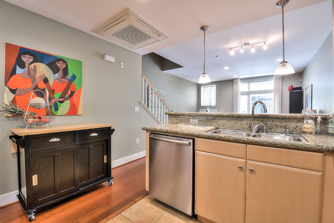 Kitchen (D) picture - 3733 Egret Ln, Palo Alto 94303