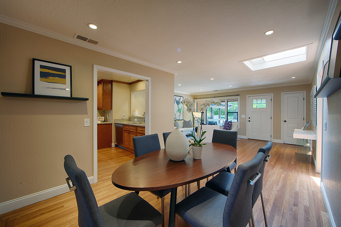 Dining Room (C) Picture - 4123 Fair Oaks Ave, Menlo Park 94025 Dining Room (C) picture - 4123 Fair Oaks Ave, Menlo Park 94025