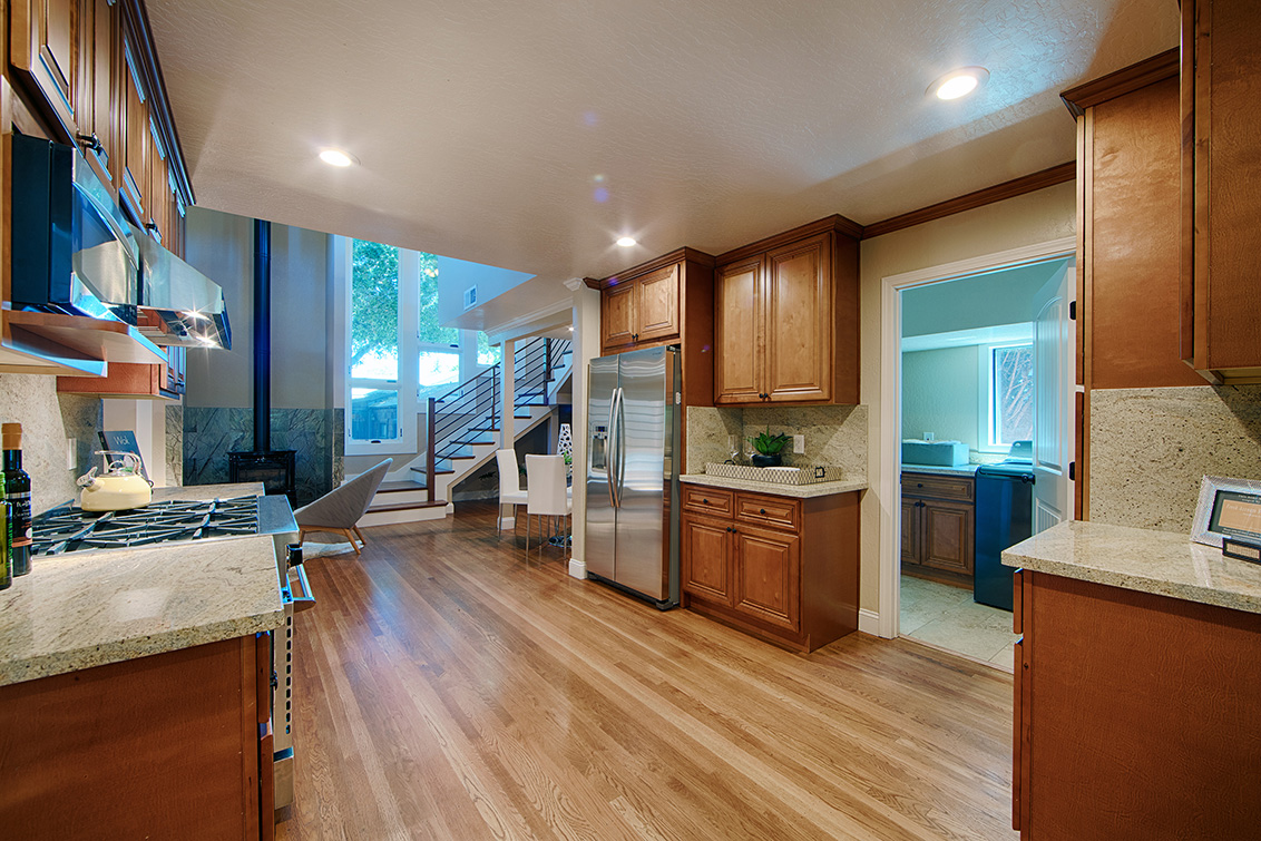Kitchen - 4123 Fair Oaks Ave, Menlo Park 94025