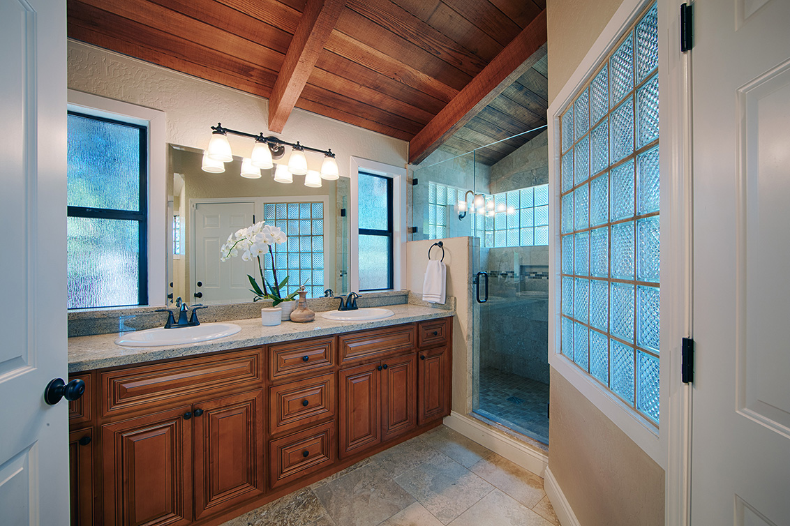 Master Bath (A) Picture - 4123 Fair Oaks Ave, Menlo Park 94025 Master Bath (A) picture - 4123 Fair Oaks Ave, Menlo Park 94025