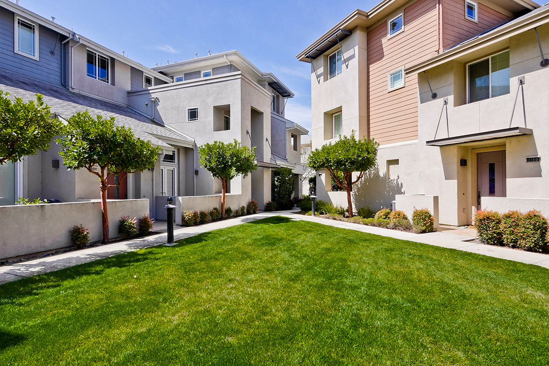 Community (G) Picture - 3732 Feather Ln, Palo Alto 94303 Community (G) picture - 3732 Feather Ln, Palo Alto 94303