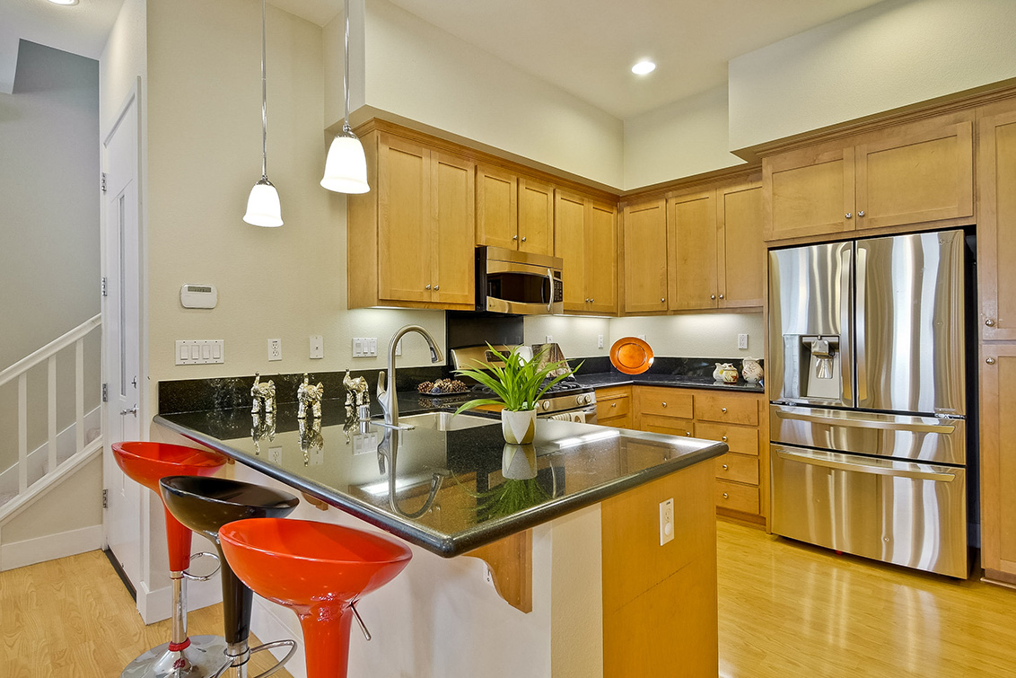 Kitchen (C) Picture - 3732 Feather Ln, Palo Alto 94303 Kitchen (C) picture - 3732 Feather Ln, Palo Alto 94303