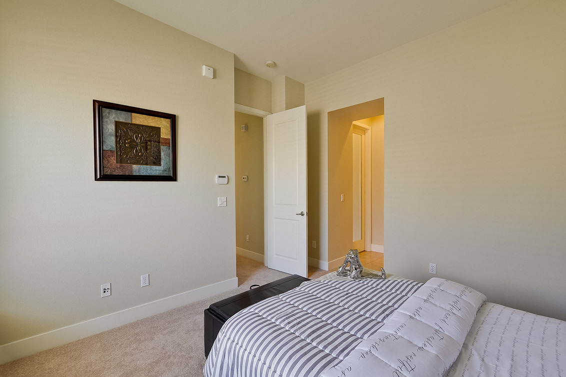 Master Bedroom (C) Picture - 3732 Feather Ln, Palo Alto 94303 Master Bedroom (C) picture - 3732 Feather Ln, Palo Alto 94303