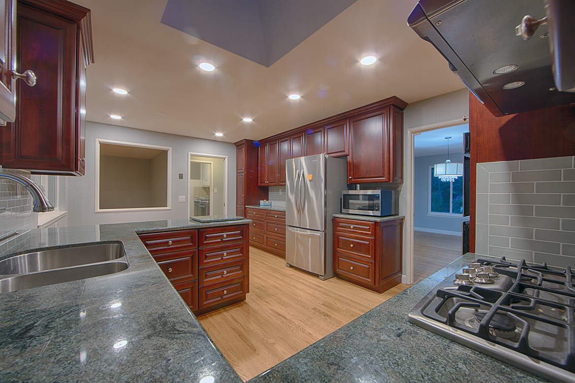 Kitchen (C) Picture - 1855 Fordham Way, Mountain View 94040 Kitchen (C) picture - 1855 Fordham Way, Mountain View 94040