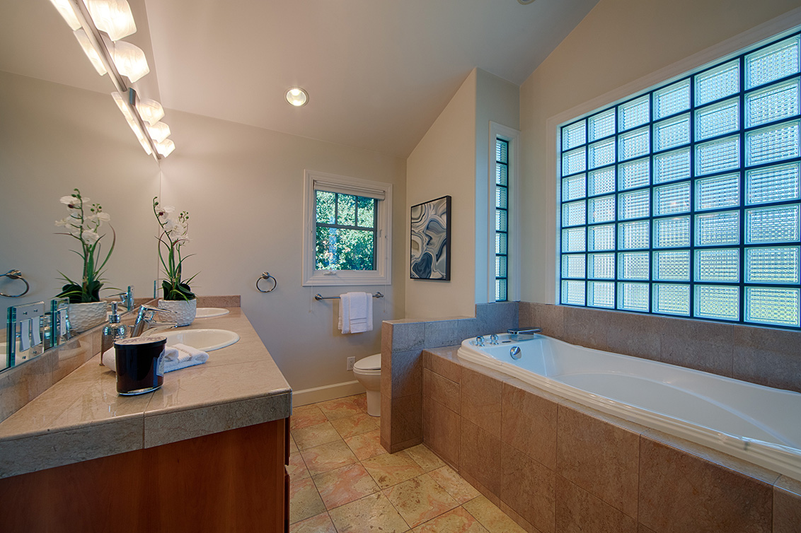 Master Bath (A) Picture - 518 Georgia Ave, Palo Alto 94306 Master Bath (A) picture - 518 Georgia Ave, Palo Alto 94306