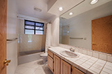 411 Grayson Ct, Menlo Park 94025 - Bathroom (A)