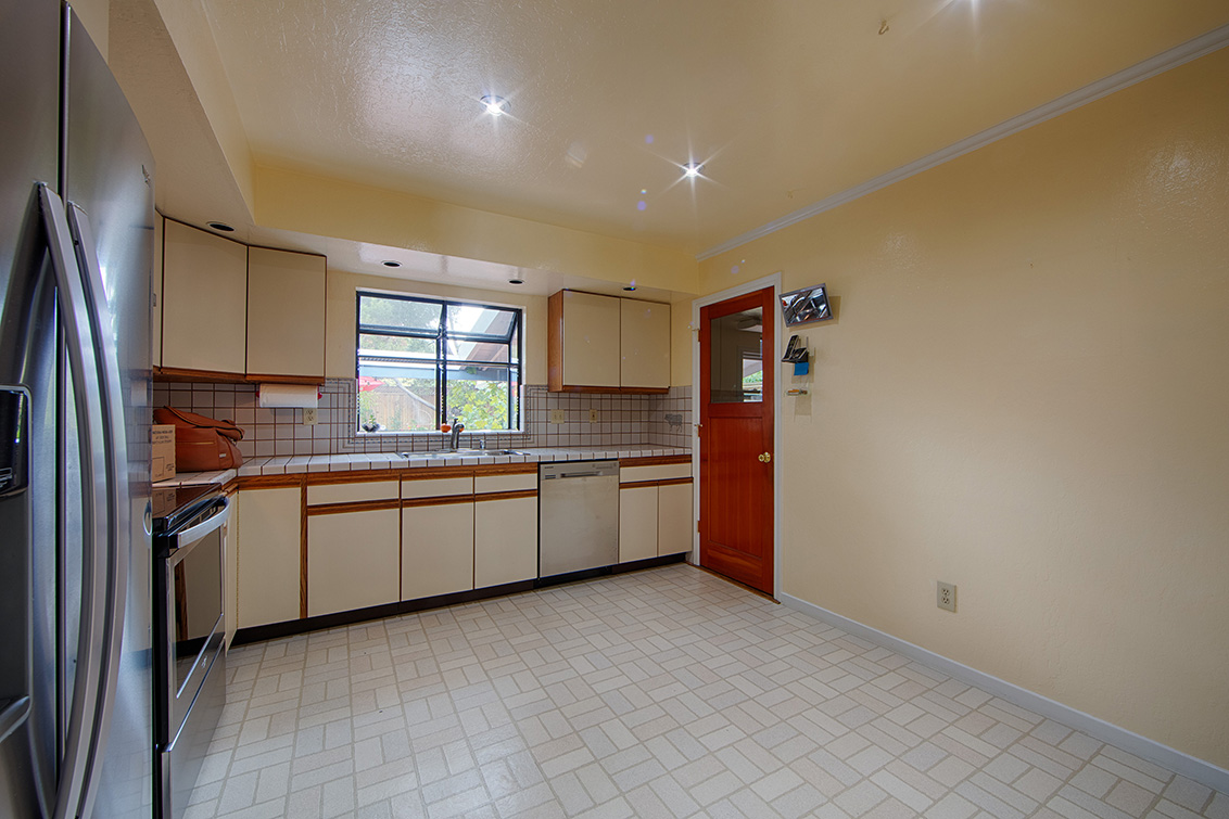 Kitchen - 411 Grayson Ct, Menlo Park 94025