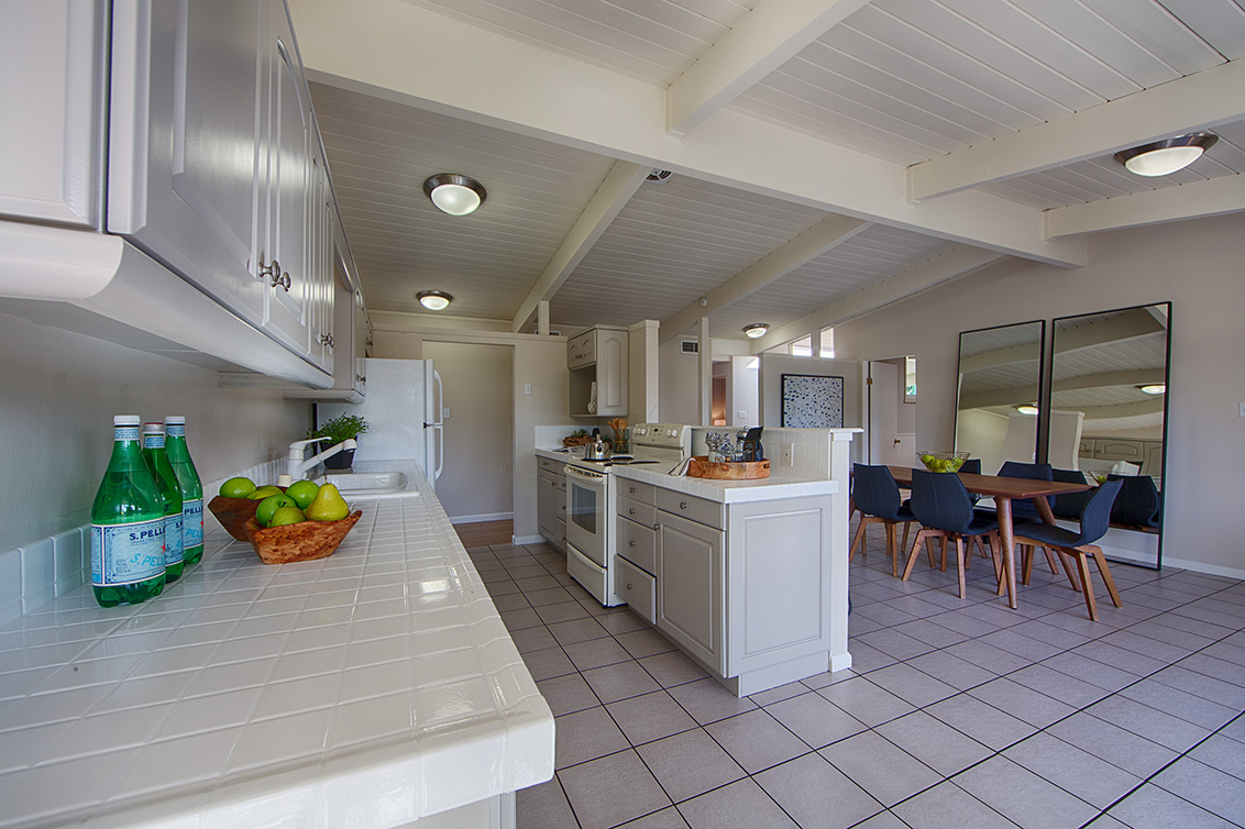 Kitchen (B) Picture - 3432 Greer Rd, Palo Alto 94303 Kitchen (B) picture - 3432 Greer Rd, Palo Alto 94303