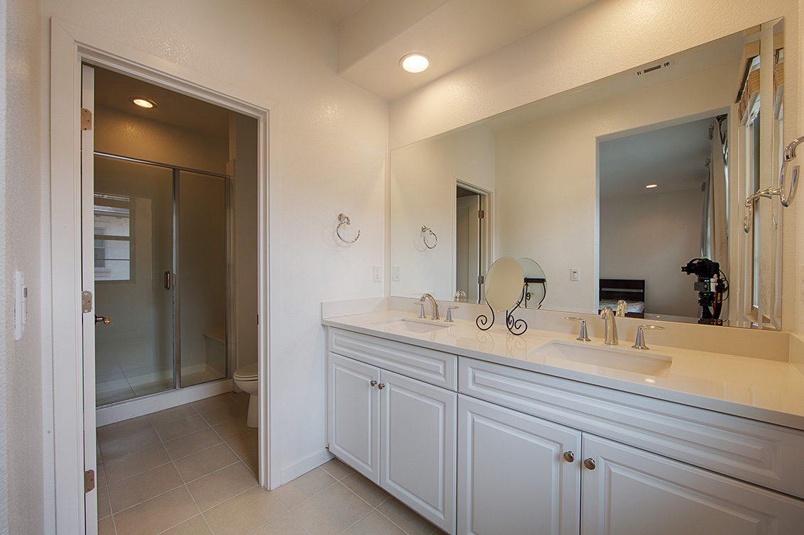 Bathroom 2 (A) Picture - 1081 Harebell Pl, San Jose 95131 Bathroom 2 (A) picture - 1081 Harebell Pl, San Jose 95131