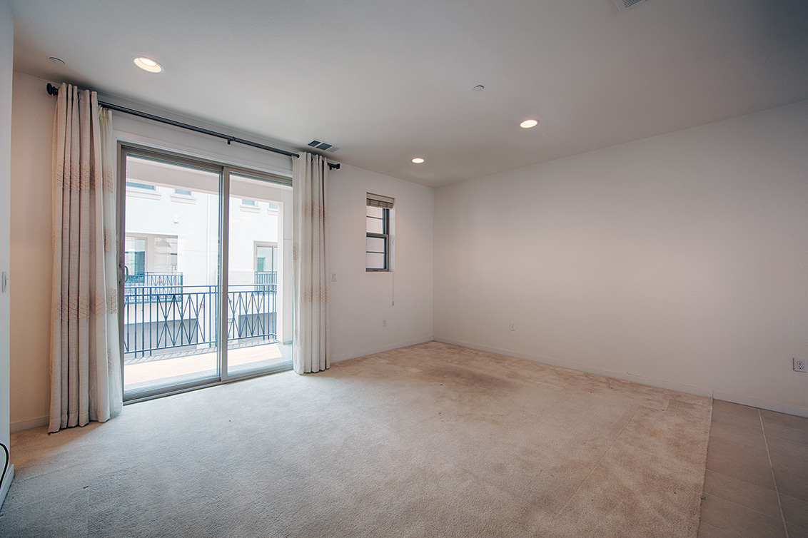 Living Room - 1081 Harebell Pl, Santa Clara 95131